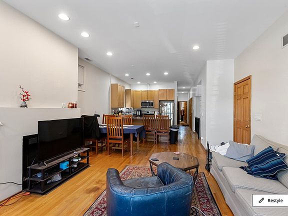 4th image of 2338 N Greenview Ave #1