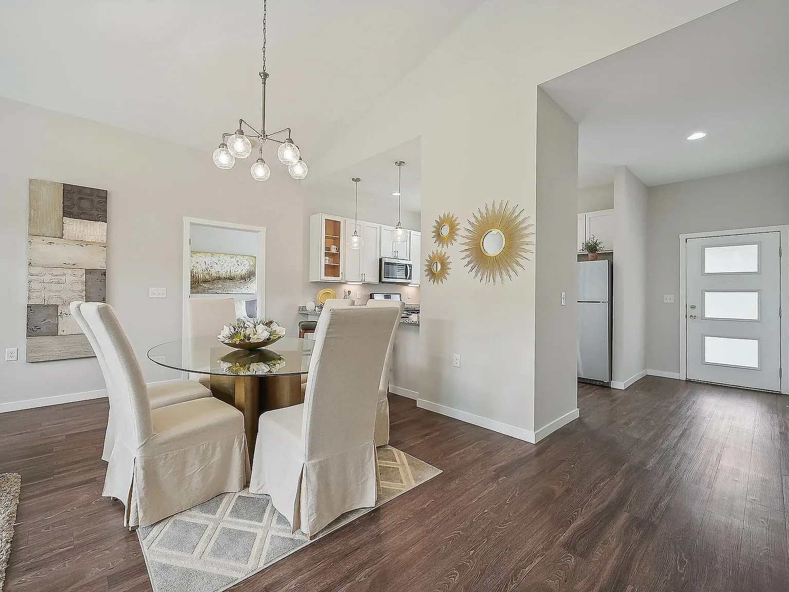 Redbud Commons — Photo 4