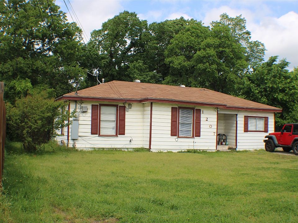 1st image of 1207 Cabot Dr