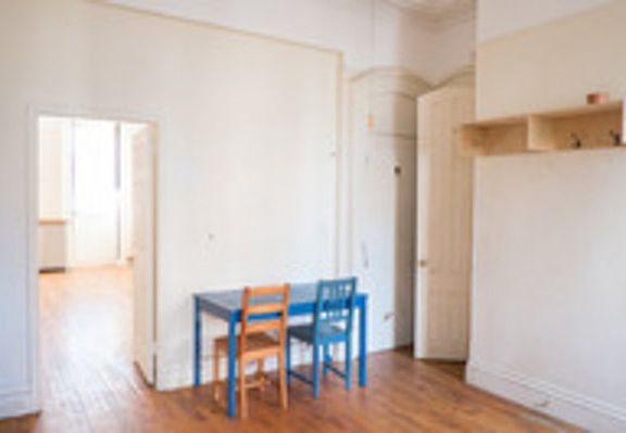 2nd image of 915 Bedford Ave