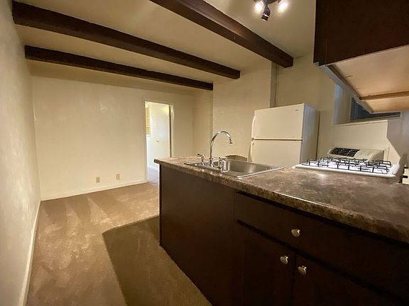 3rd image of 3320 Ward St APT 2