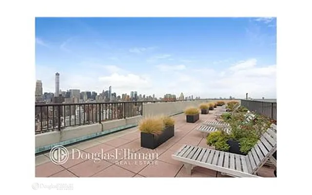 Rented by Douglas Elliman | media 17