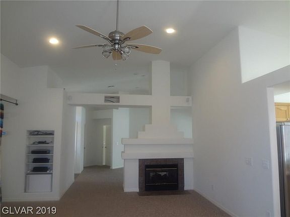 3rd image of 634 Granada Dr