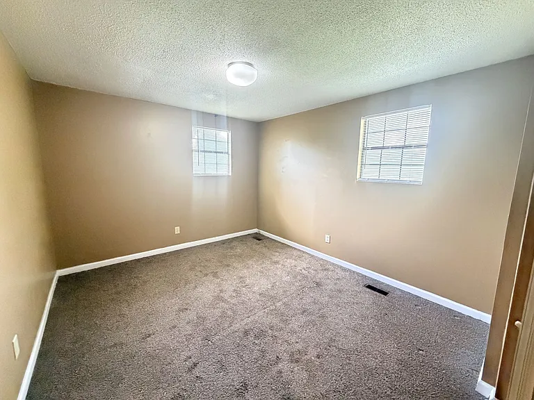 5350 N Old Highway 41 — Photo 17