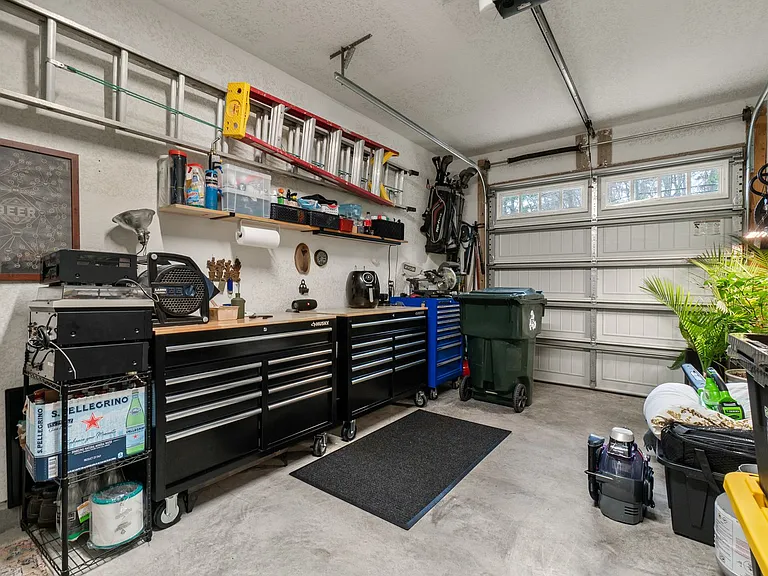 4772 Kilby Dr — Photo 39