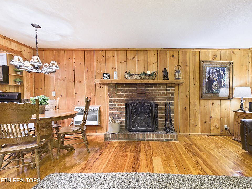 28th image of 113 Rivendell Ln