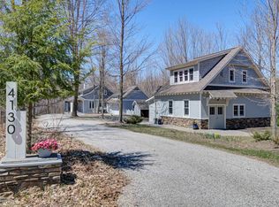 4130 W Dodge Springs Trl, Maple City, MI 49664