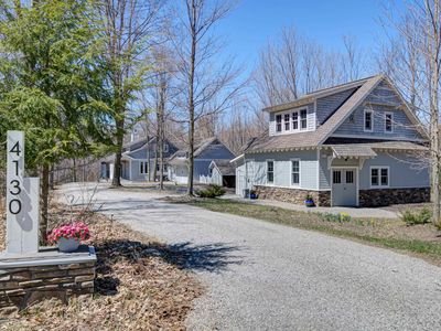 4130 W Dodge Springs Trl, Maple City, MI, 49664