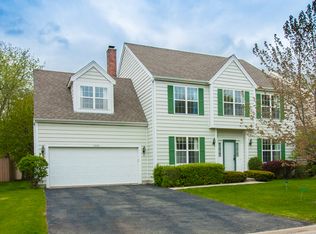 1039 Mount Vernon Dr, Grayslake, IL 60030