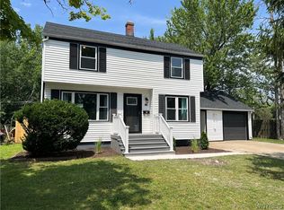 428 Longmeadow Rd, Amherst, NY 14226