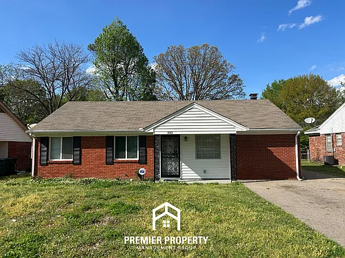 1842 Brookhaven Dr Photo 1