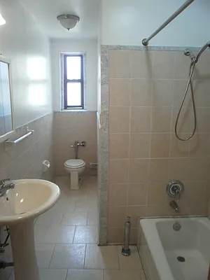 Rented by Inner Space Realty | media 1