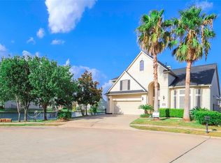 14303 Castlemaine Ct, Sugar Land, TX 77498