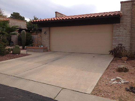 2nd image of 8583 N Calle Tioga NW
