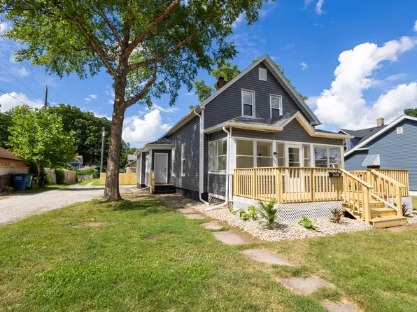 207 Virginia Ave, La Porte, IN 46350