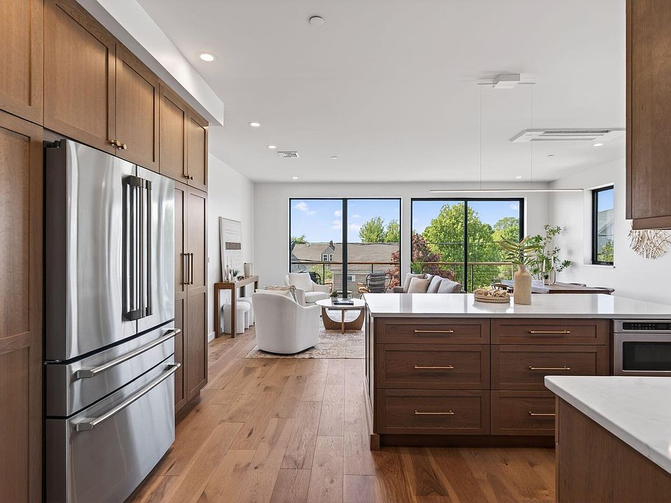 1st image of 58 Cumberland Avenue #4