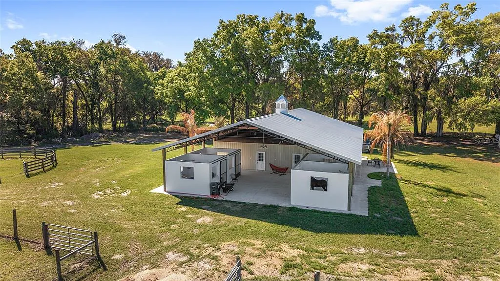 1 bed, 1.0 bath, 825 sqft, $2,500 — Photo 3