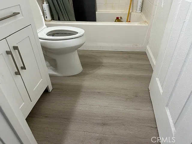 14721 Stanton Ave — Photo 6