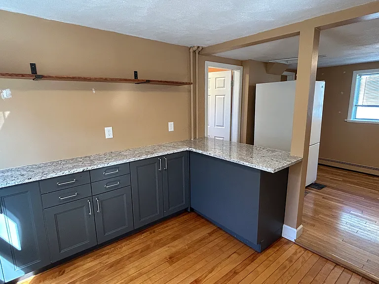 4 Rowe St — Photo 11