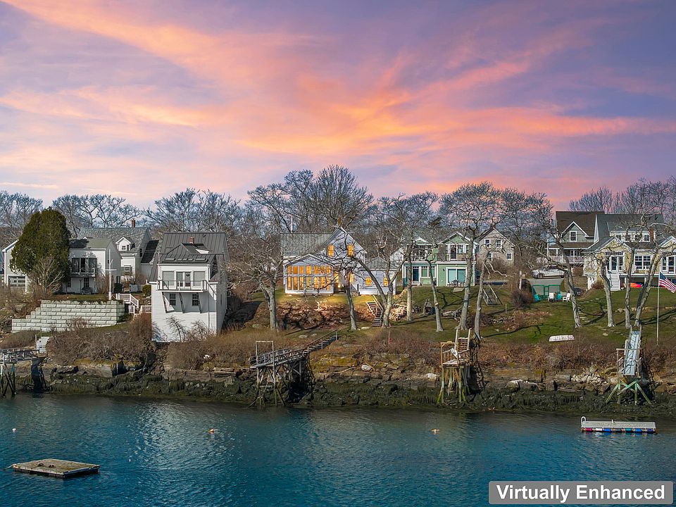 1st image of 943 Cundy'S Harbor Road