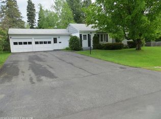 78 Pine St, Presque Isle, ME 04769