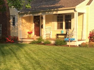 121 Ravencrest Dr, Stratford, CT 06614