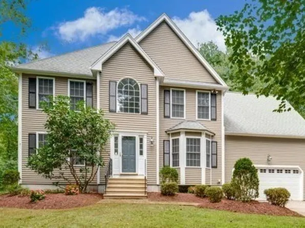 153 Summer St, Medway, MA 02053