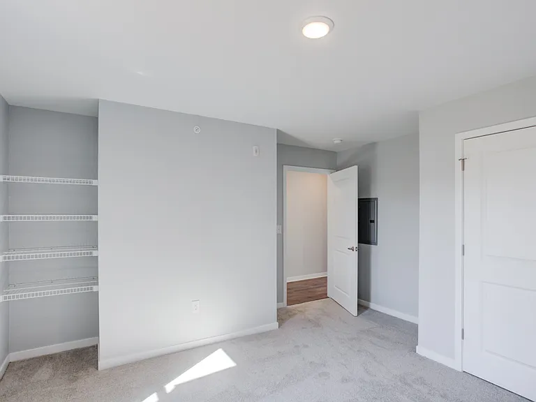 Cypress Point Apartments — Photo 18