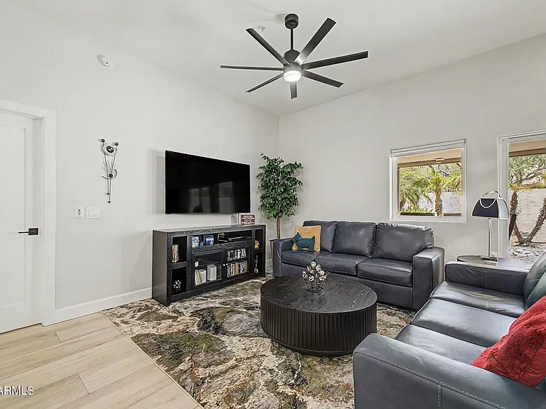 11416 E Altadena Ave — Photo 5