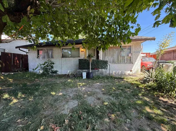 45881 Rowat Ave, Chilliwack, BC V2P 1J2