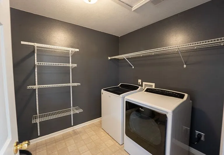 7 Gimbal Cir — Photo 29