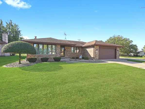 8319 161st Pl, Tinley Park, IL 60477