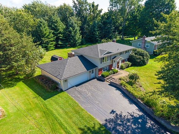 5th image of 7592 Salmon Creek Rd