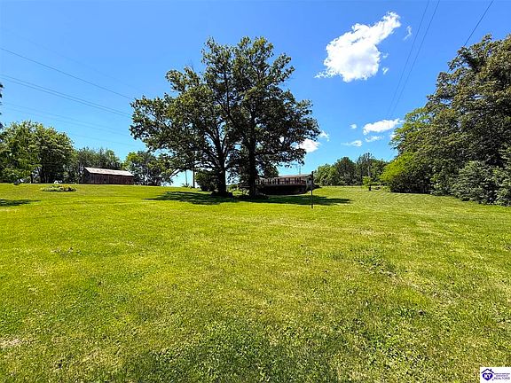 3rd image of 3225 Shumate Rd