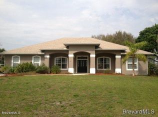 331 Shore Ct SE, Palm Bay, FL 32909