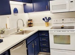 2857 N Los Felices Rd #213-21-3, Palm Springs, CA 92262