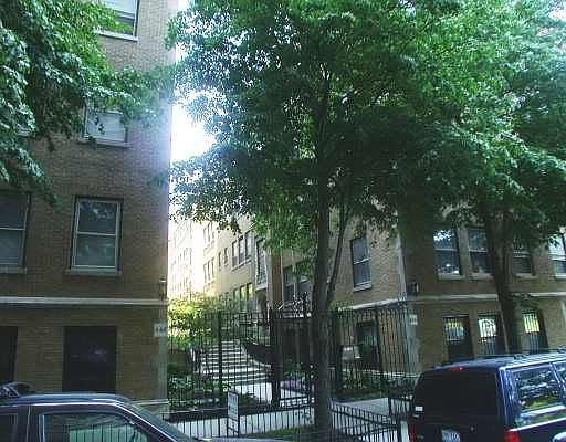 1st image of 640 W Waveland Ave APT 4D