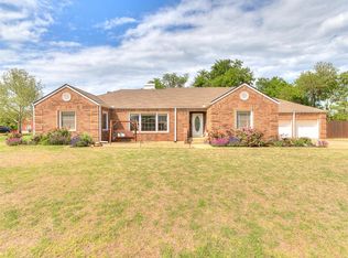 723 S 7th St, Kingfisher, OK 73750
