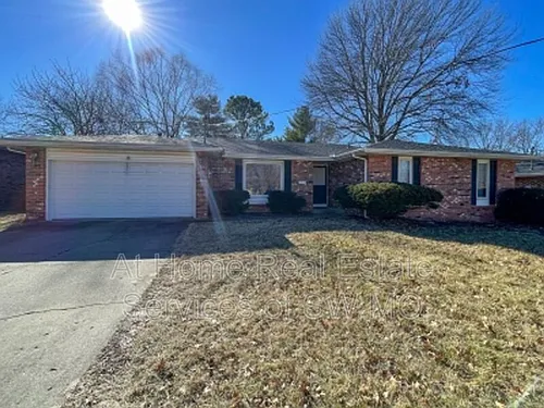 1316 E Lakewood St Photo 1