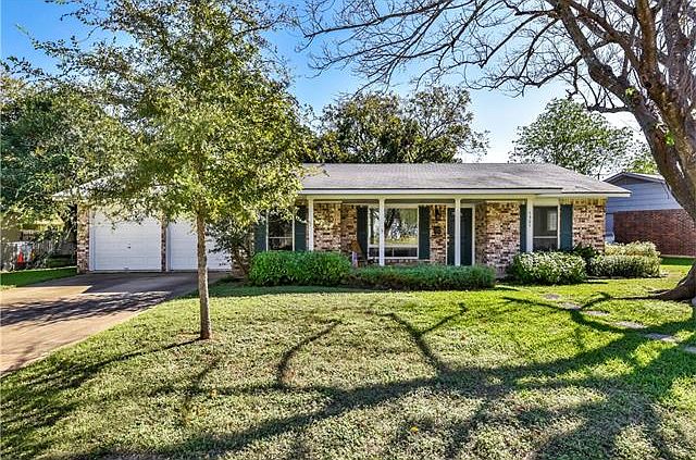1st image of 5305 Fairmont Cir