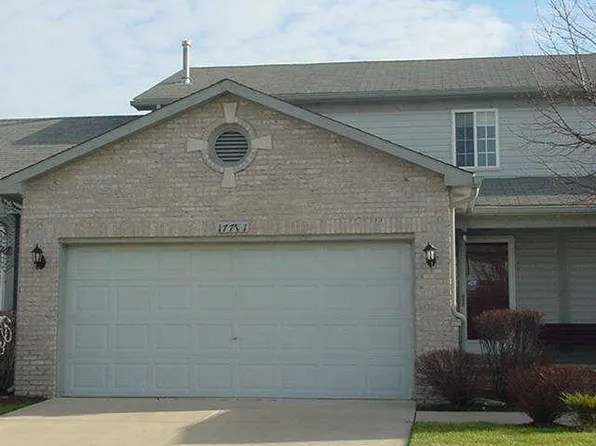 17771 Feather Ln #18, Brownstown, MI 48193