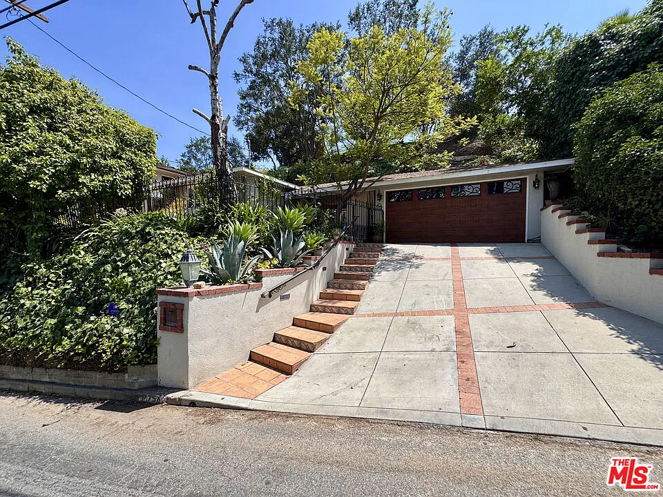 1 bed, 1.0 bath, $3,000 — Photo 3