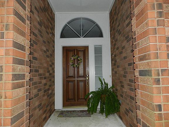 2nd image of 4019 Bratton St