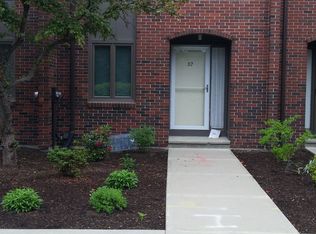 32 Webster Ct, Amherst, MA 01002
