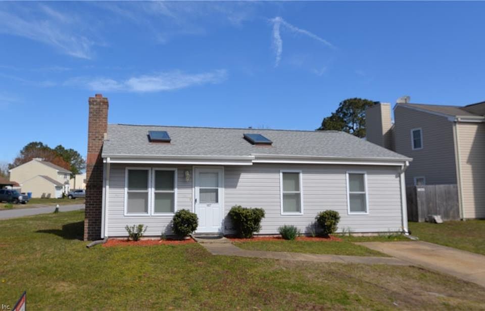 1st image of 1857 Aquamarine Dr