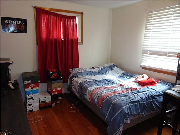 5th image of 55 Dorland Ave