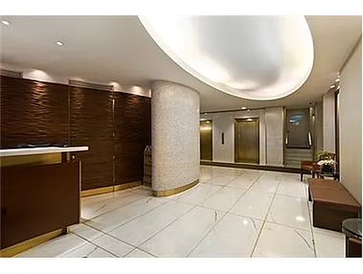 Sold by Douglas Elliman | media 21