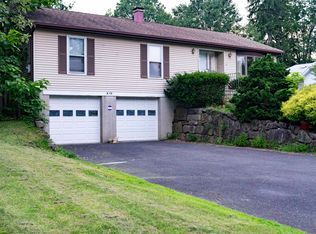 75 De Hart St, Lincoln Park, NJ 07035