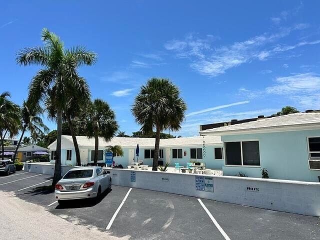 1st image of 101 Linda Ln #22