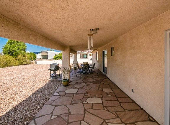 3rd image of 3663 Tarpon Dr